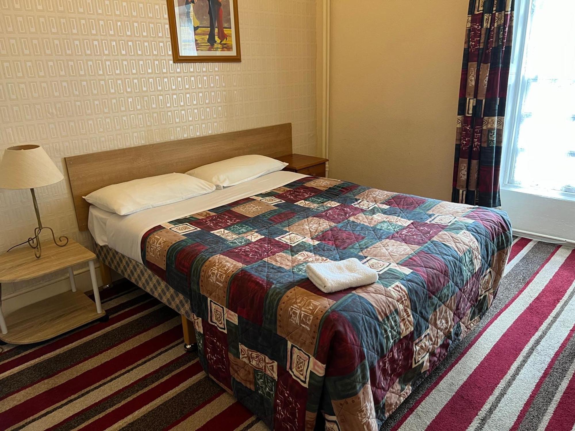 Strathpeffer Hotel Экстерьер фото
